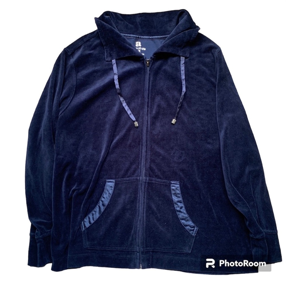 Ac-tiv-ology Blue Velour zip up jacket